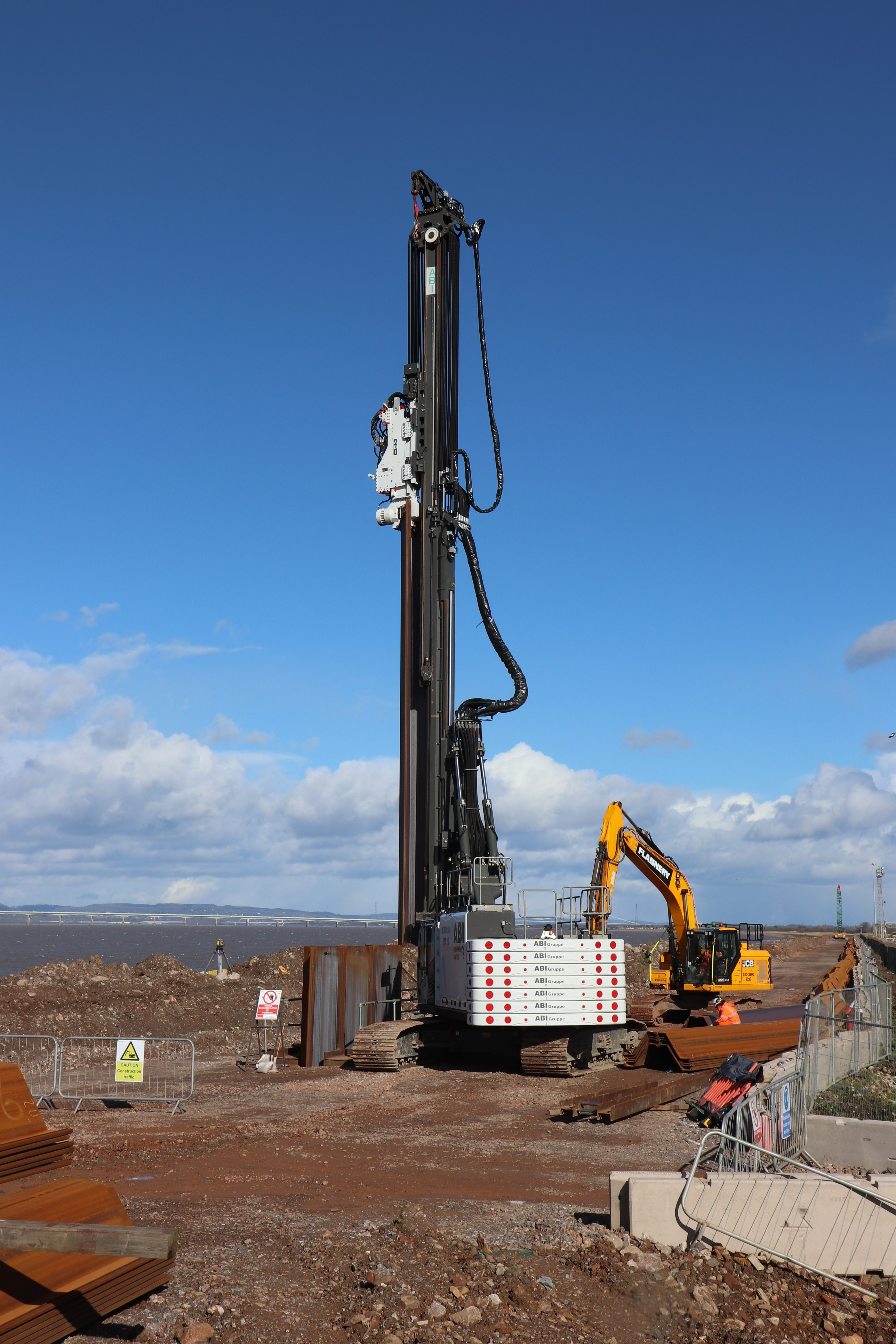 ABI Mobilram undertaking piling work